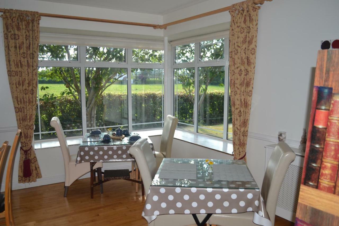 Annaswood B&B Cahir Exterior photo