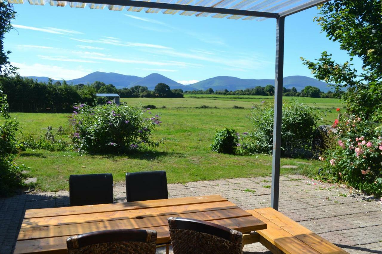 Annaswood B&B Cahir Exterior photo
